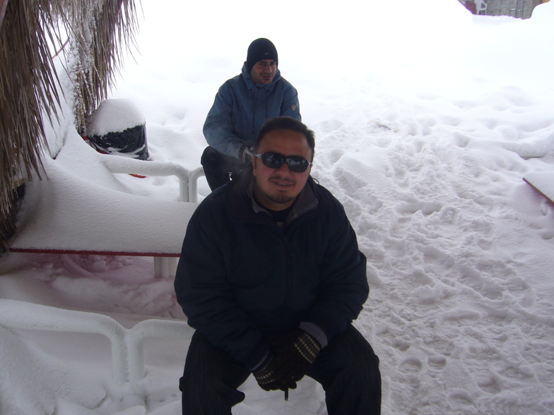 co.pleasure@rocketmail.com, Pooladkaf Ski Resort