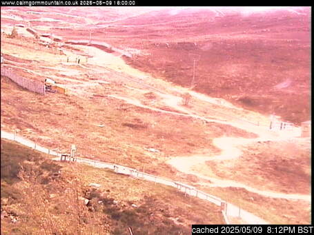 Cairngormの雪を表すウェブカメラのライブ映像