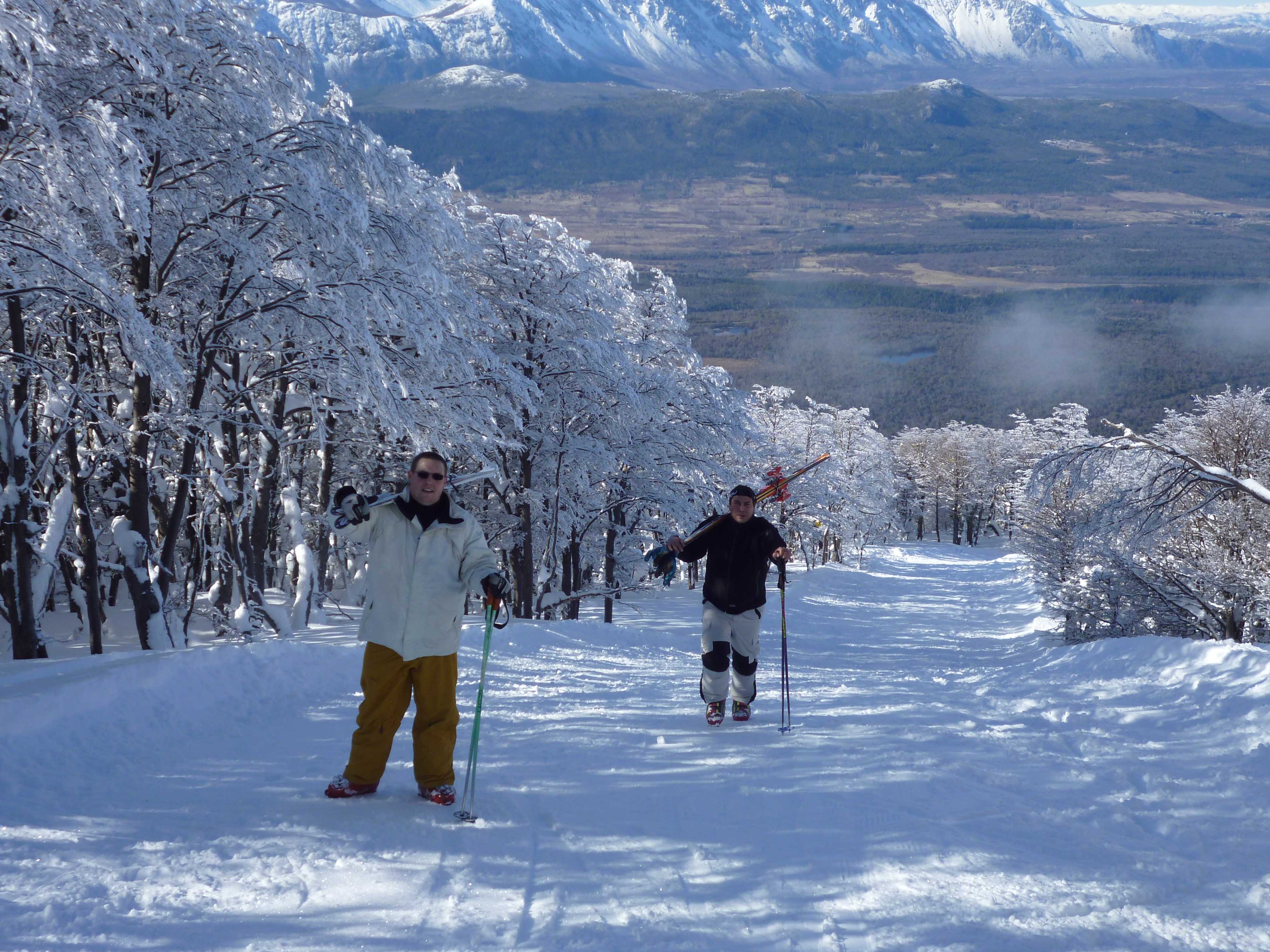 www.capiltriquitron.com.ar, Perito Moreno