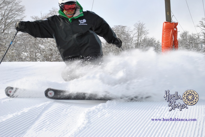 www.huellablanca.com  info@huellablanca.com, Chapelco