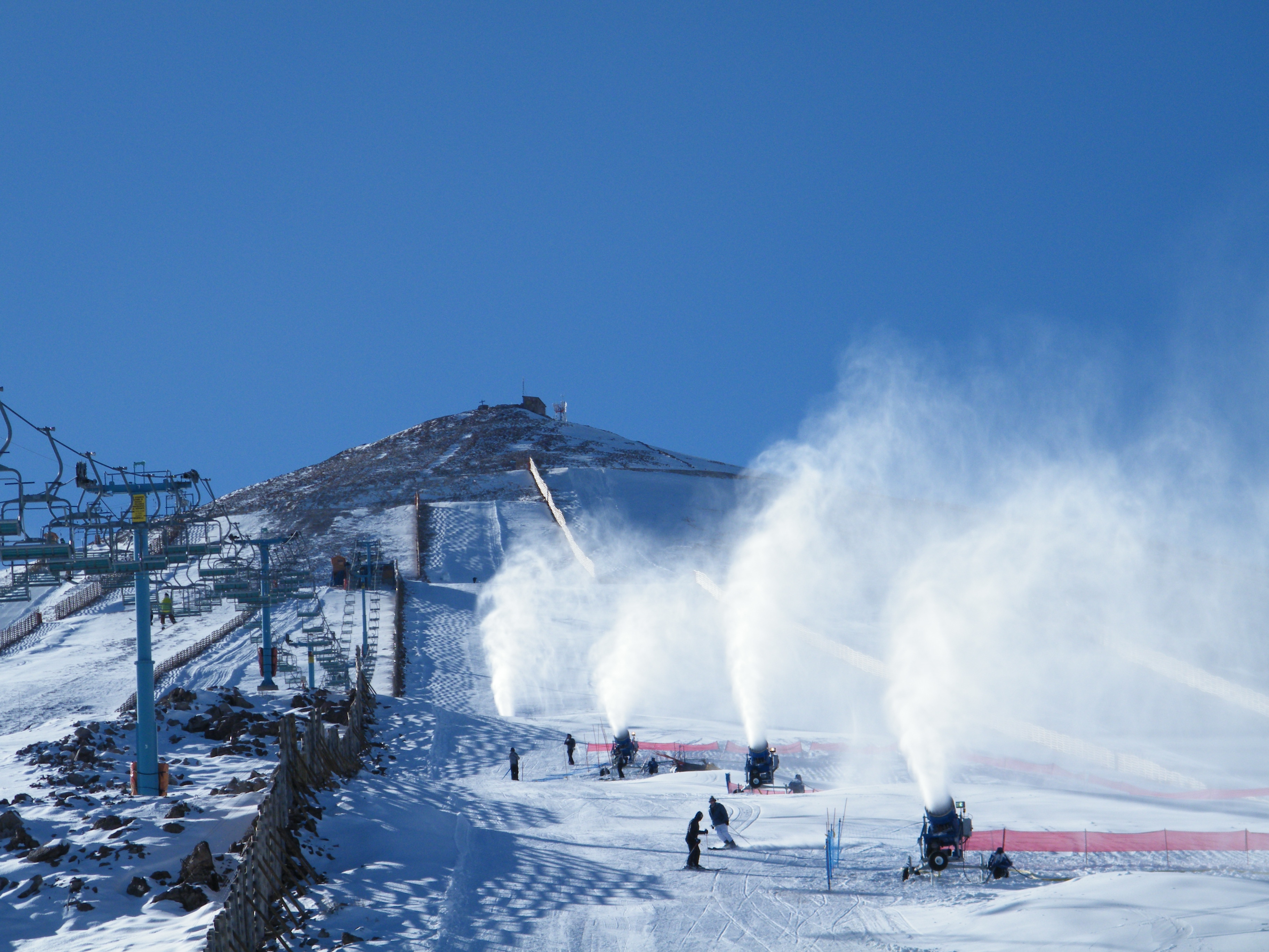 Snow making, El Colorado