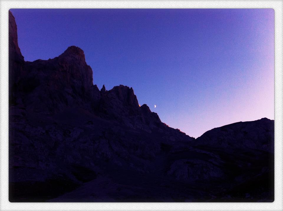 Anochecer by Viv, Picos De Europa