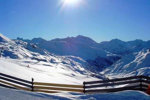 Zurs Ski Resort by: erwin looman
