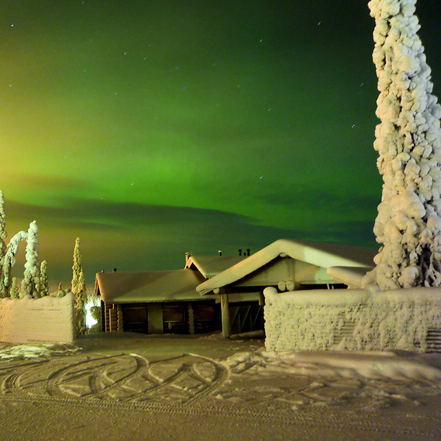 Northern Lights, Skiing, Finalnd, Finland