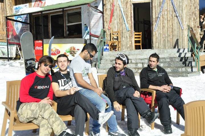 kartepede güneşli bir gün ,