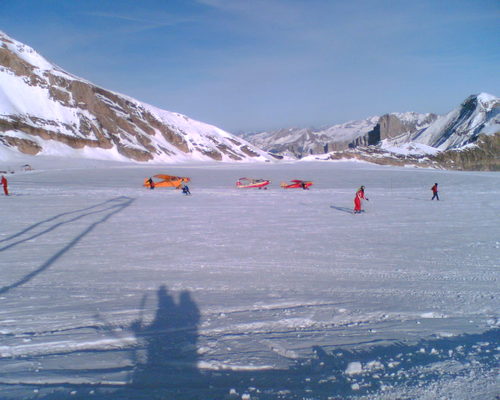 Les Diablerets Ski Resort by: J-J C-Edwards