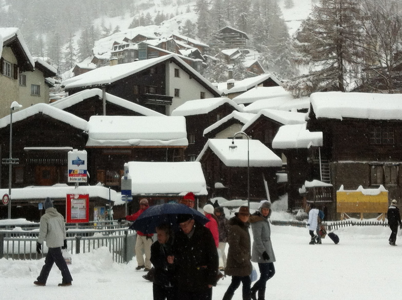 On the street by the bakery, Zermatt