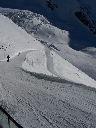 Saas Grund Ski Resort by: Monique