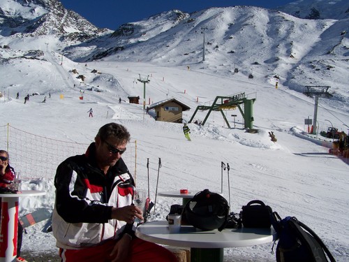 Saas Grund Ski Resort by: Monique