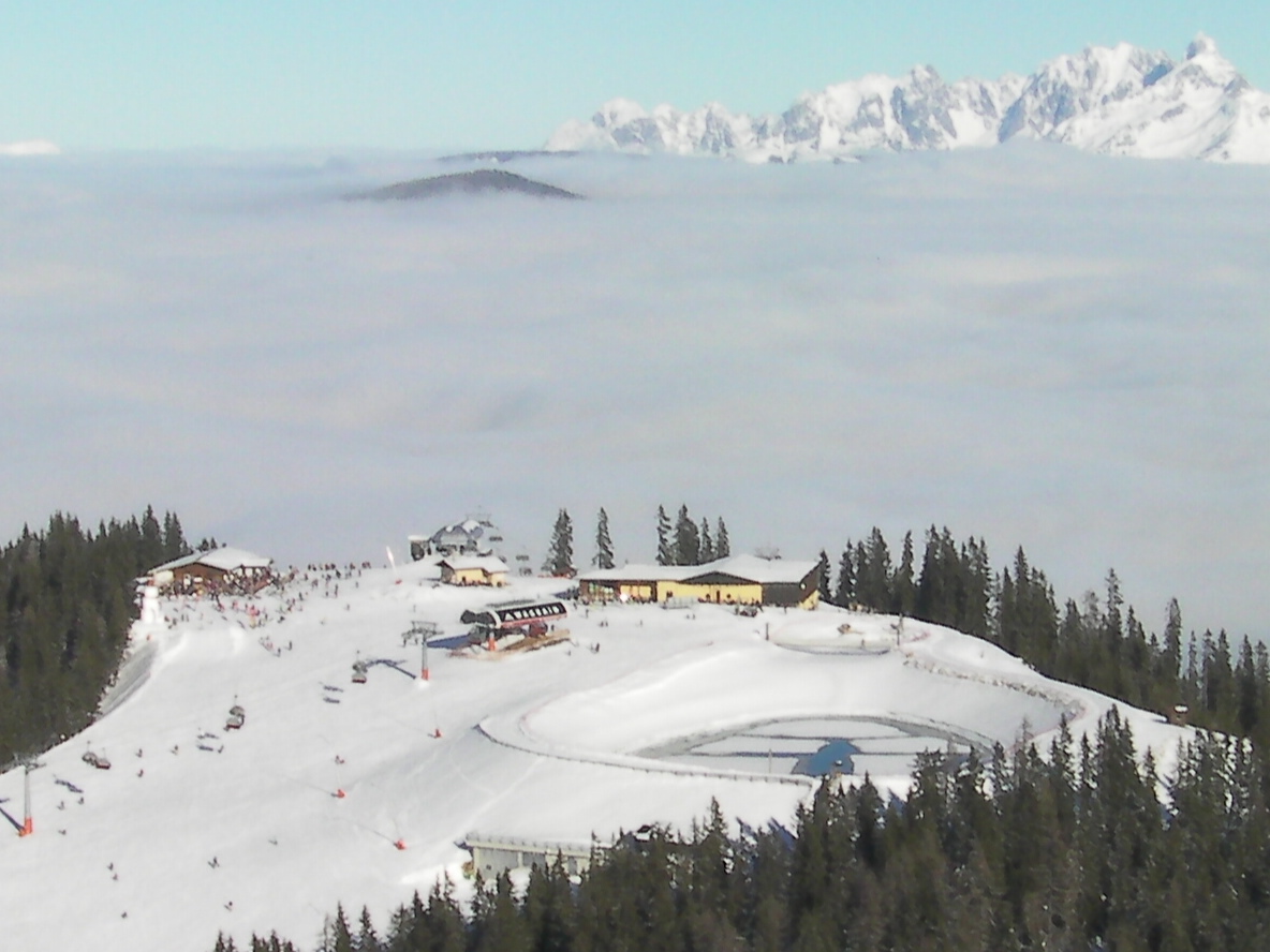 Graffenburg above the clouds, Wagrain