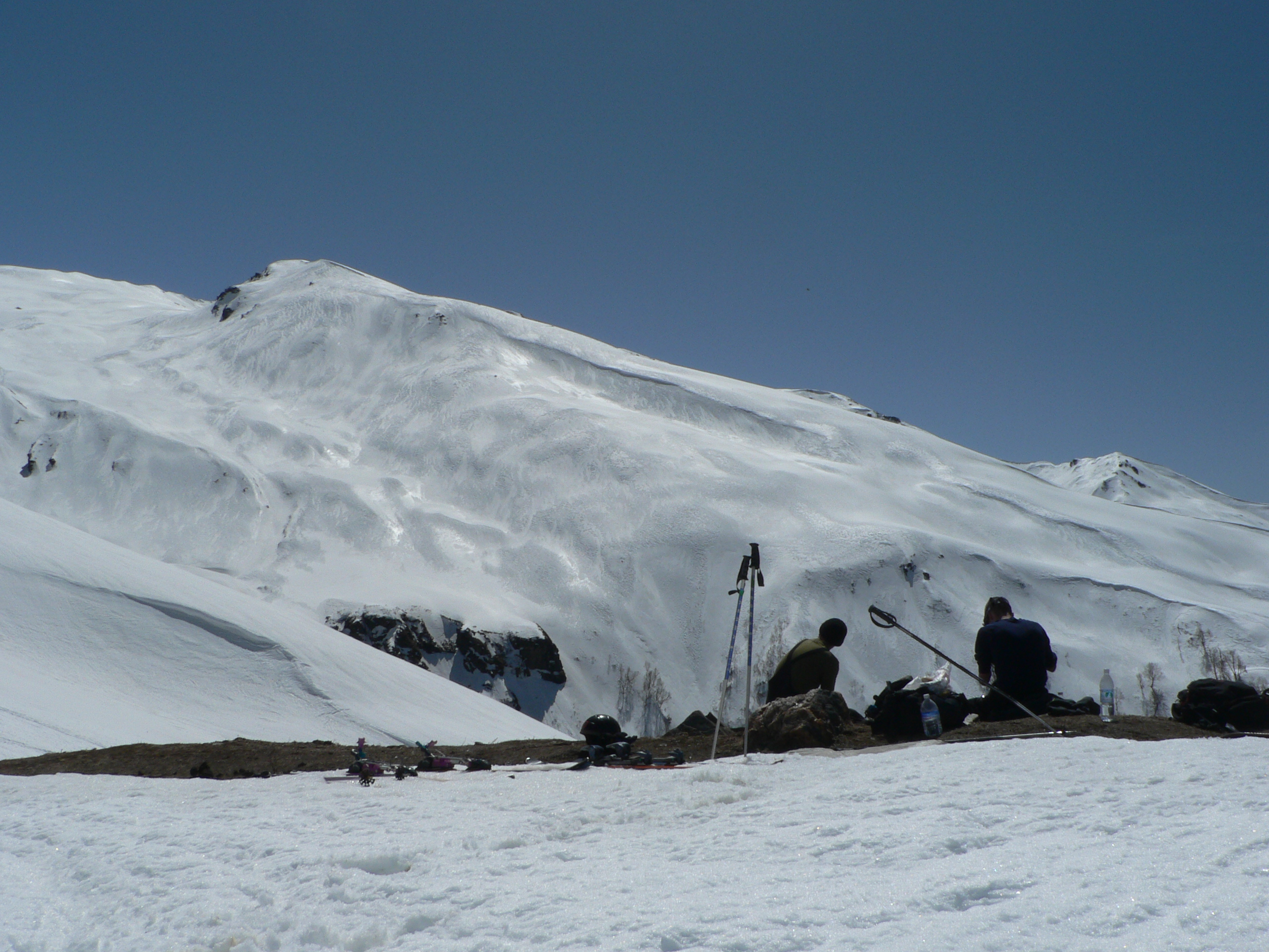 On the way to Gulaba, Manali (Himachal Heli-Ski)