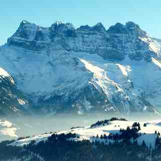 Les Dents du Midi, Chatel