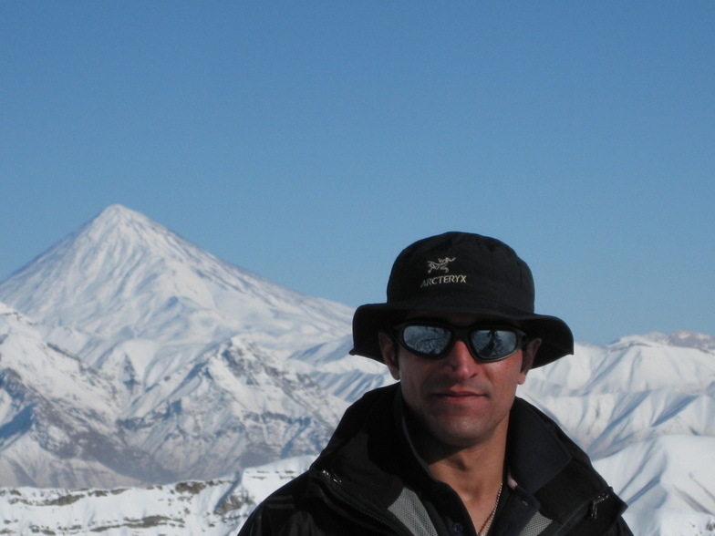 Kolakchal Summit, Dizin
