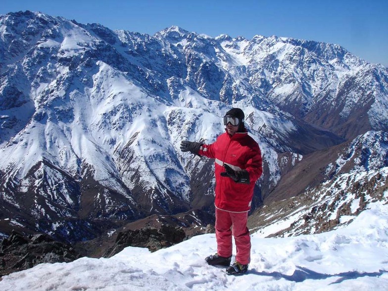 Looking at Toubkal, Oukaïmeden