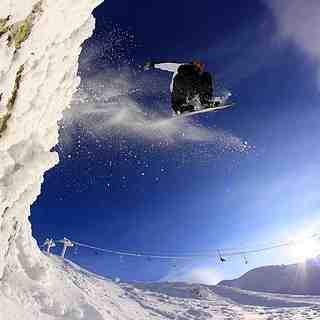 Black and white jumper, Brezovica