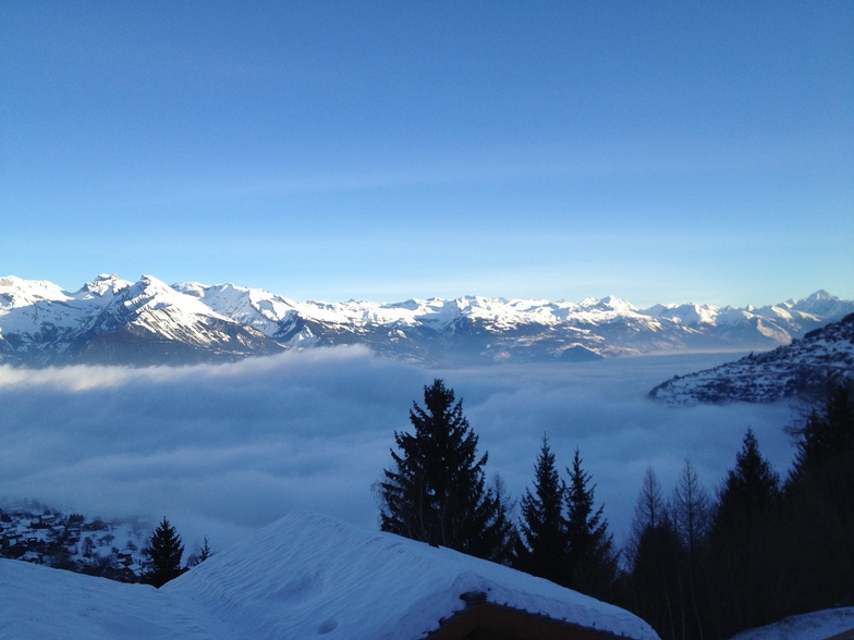 Not so nice in Sion but blue sky day in Nendaz!, Haute Nendaz