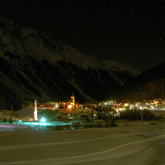 Sulden / Solda by winter night