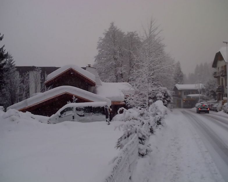 down the high street, Argentiere