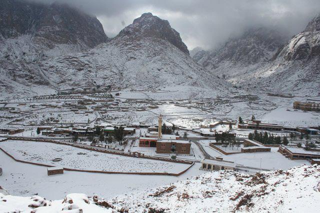 St Chatherine Sinai Egypt Snow 20-1-2012, Jabal Katherina