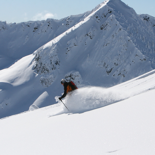 Bluyebird Powder daysat Snowwater, Snowwater Lodge