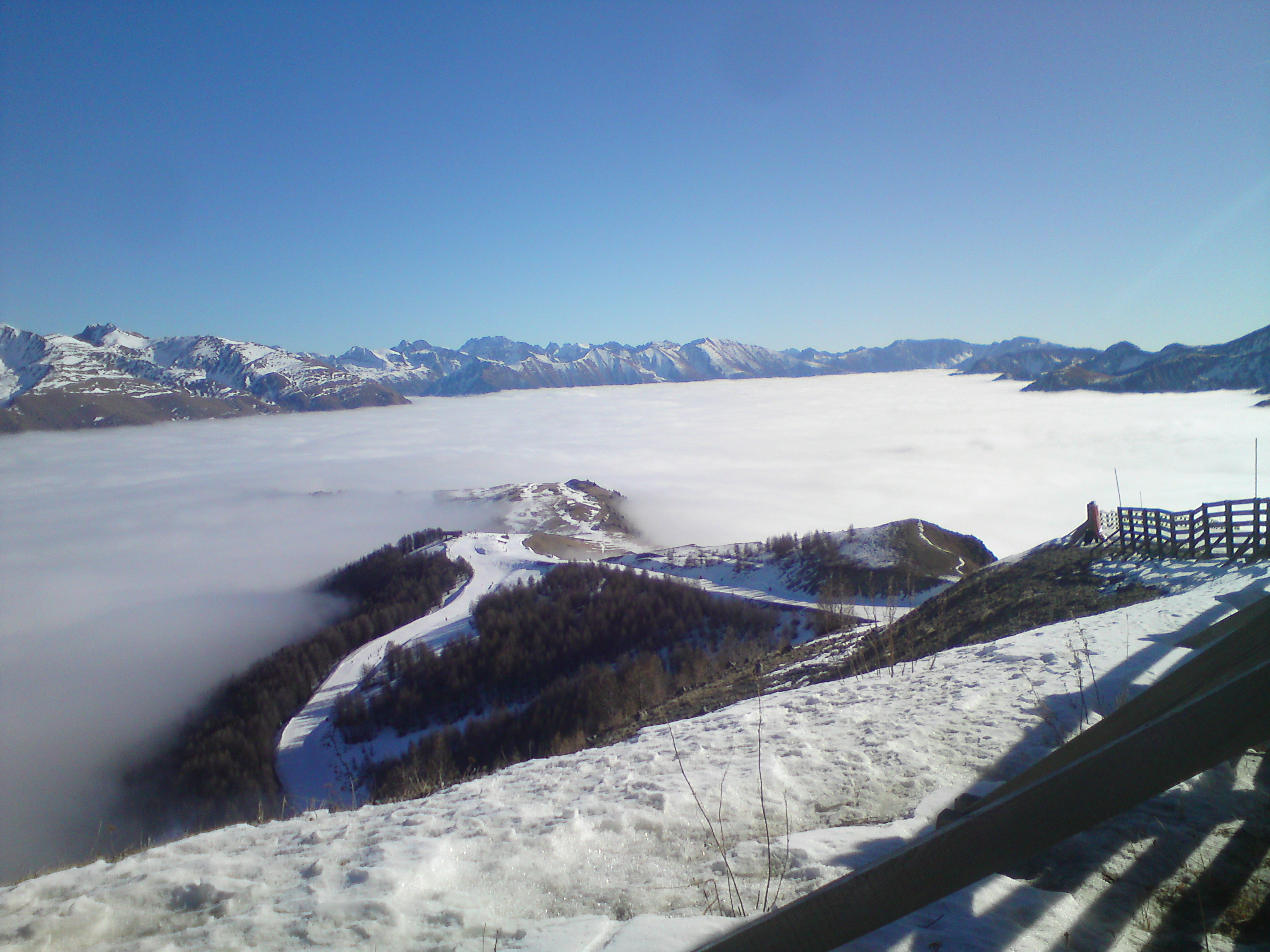 une mer (de nuage) a la montagne 2, Auron