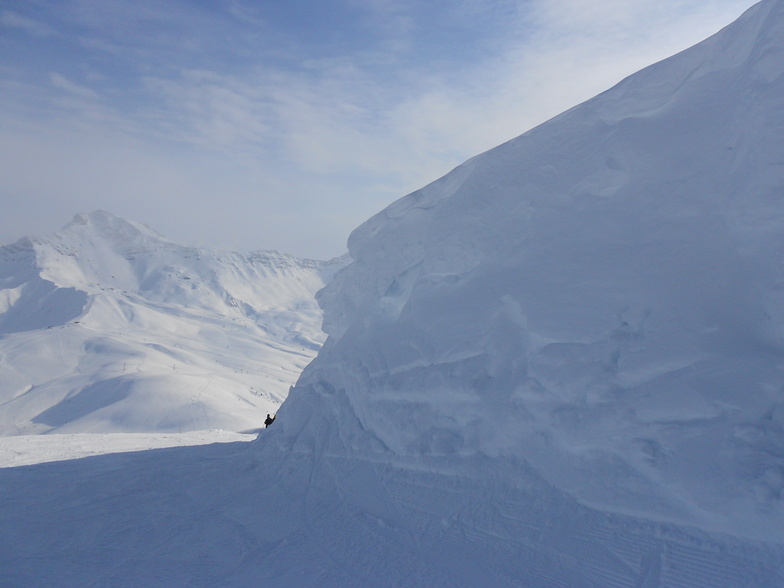 Snow bank at the top of La Lauziere, Valmorel