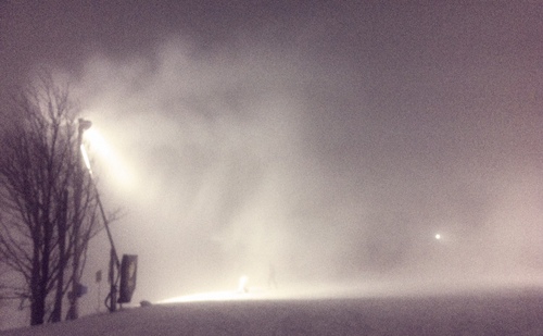 Blue Mountain Ski Resort by: Ryan Tirtariyadi
