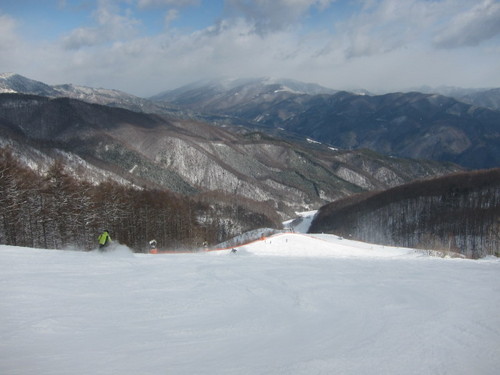 Yabuhara Kogen Ski Resort by: Hiro