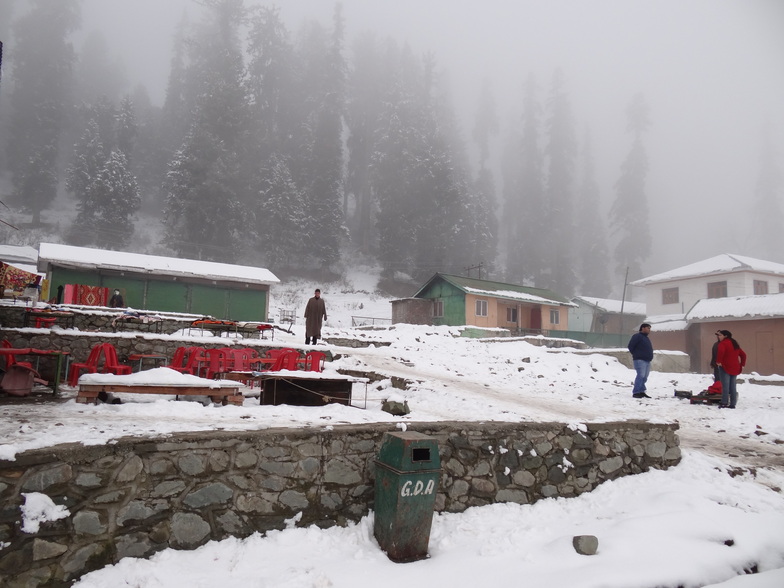 snap taken by monoj, Gulmarg