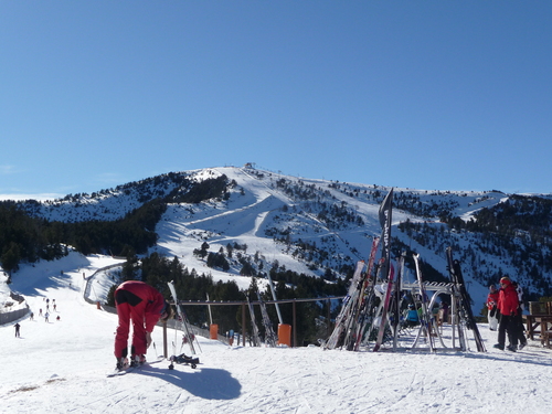Vallnord-Pal Ski Resort by: Angel