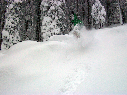 Chepelare Ski Resort by: Perimetara