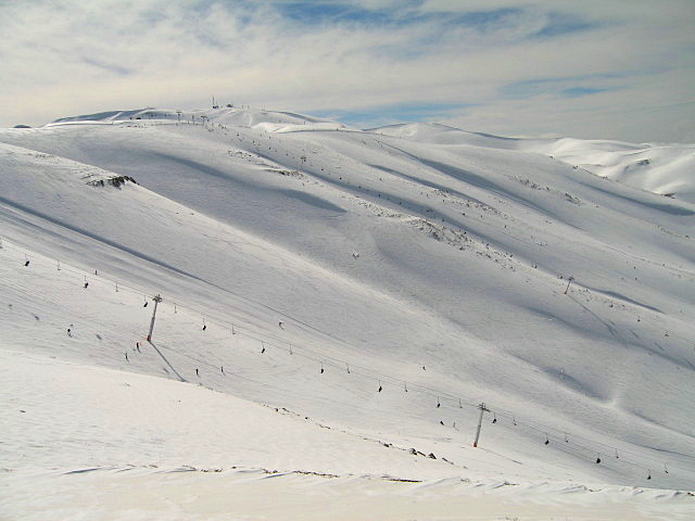 Slopes for the worthy -  Red, black &amp; hors piste, Mzaar Ski Resort