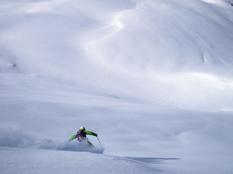 First Tracks - Grand Tsai T-bar, Bruson