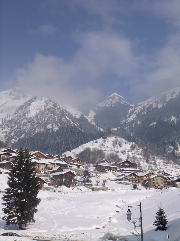 Good Morning Champagny.
