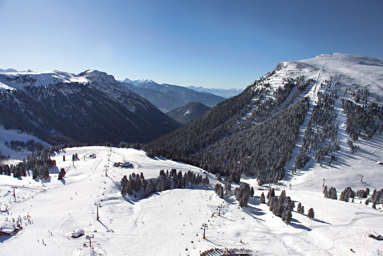 Obereggen - Ski Center Latemar, Nova Ponente/Obereggen