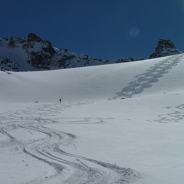 Himachal Pradesh - India Feb 06, Manali (Himachal Heli-Ski)