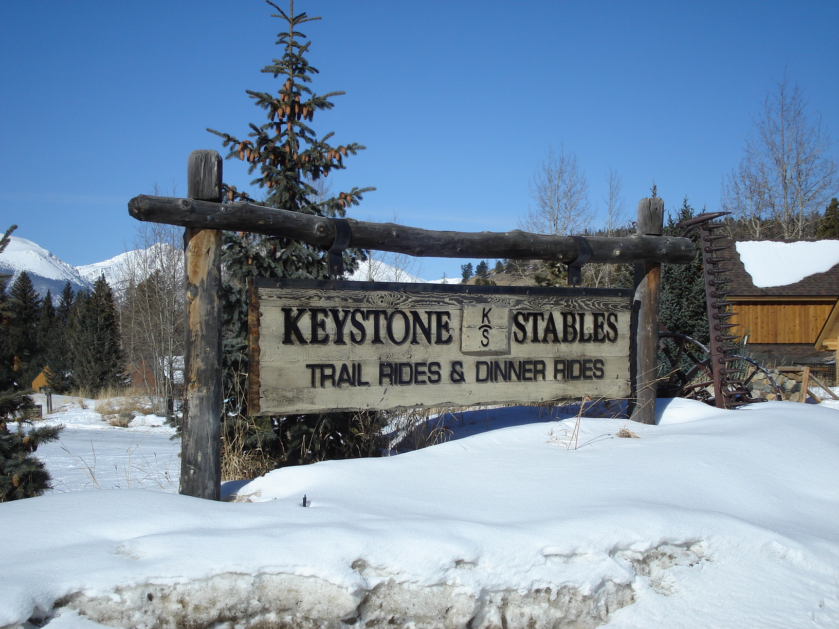Keystone stable