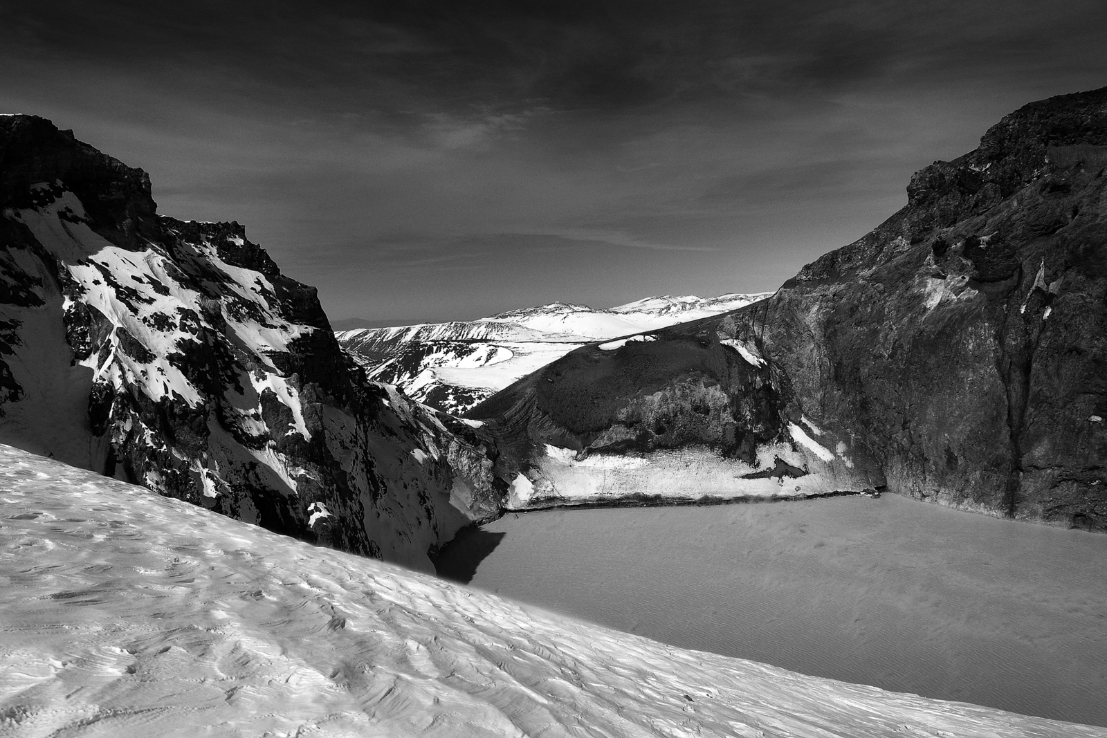 Crater B/N, Caviahue