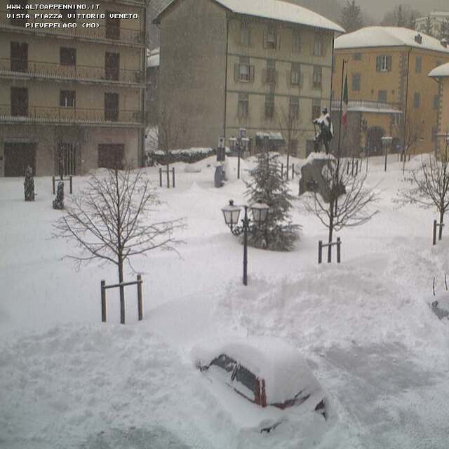 Snow - March 2010, Frassinoro Piandelagotti