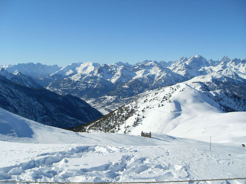 view from top of les gondrans, Montgenèvre (Vialattea)