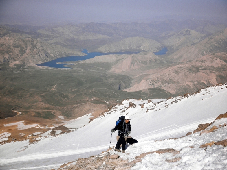 Ali Saeidi NeghabeKoohestaN, Mount Damavand