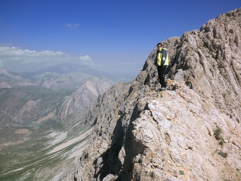 Ali Saeidi NeghabeKoohestaN, Mount Damavand