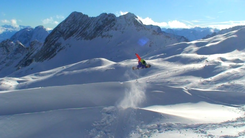 Garmisch-Partenkirchen-Zugspitze snow