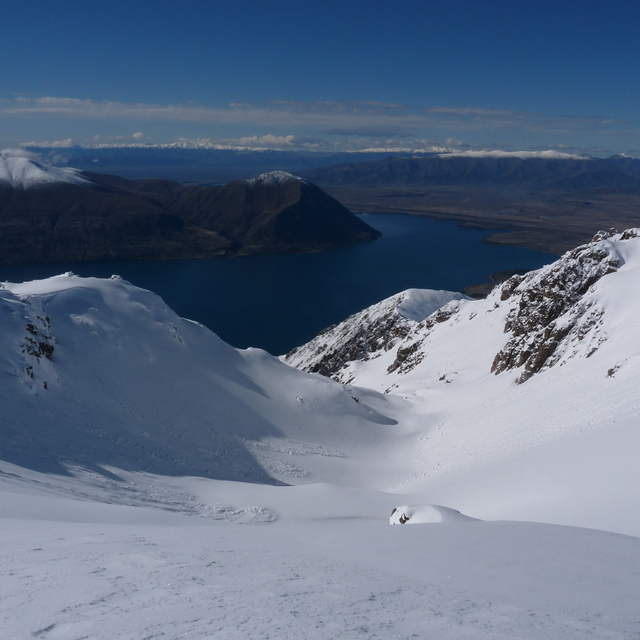 Ohau Snow: Lake Ohau from Mount Sutton