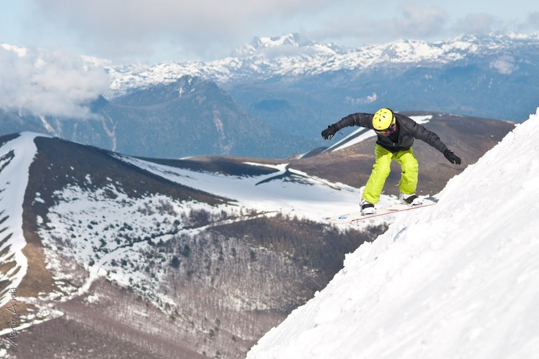 Gabriel Zurita Off-Piste Jump, by Mario Aguila, Antillanca