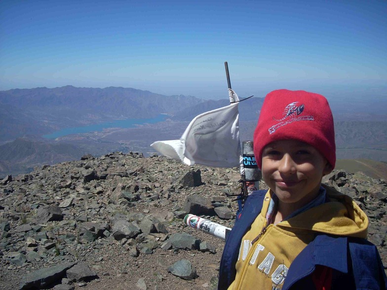 Matias Armani 9 años Cumbre L.blancas 02/2012, Vallecitos