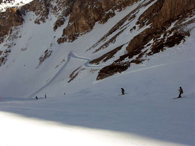 Heading down Gamsleiten 2, Obertauern