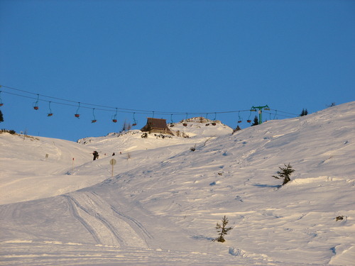 Velika Planina Ski Resort by: DEVUC