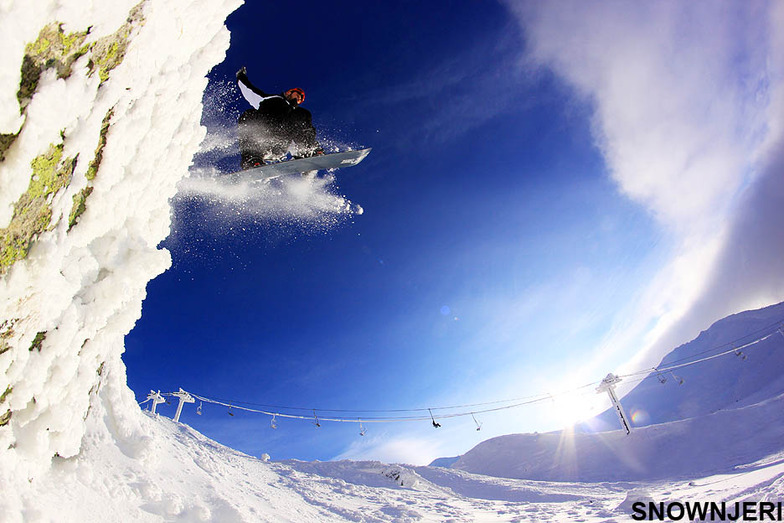 HAPPY SEQUENCE, Brezovica