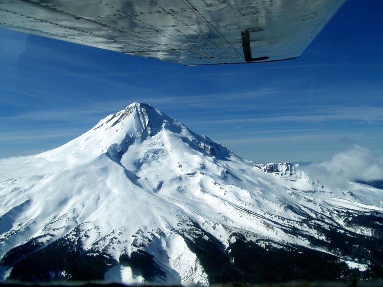 Mount Hood from Cesna, Timberline